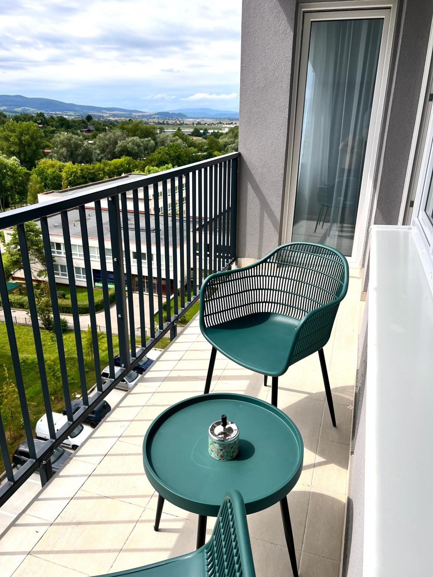 Cozy Stay Apartment Trencin Exterior photo
